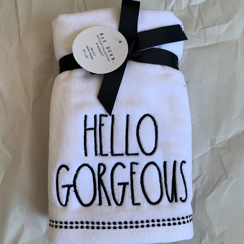 Rae Dunn 2 Piece “Hello Gorgeous” Hand Towel Set
